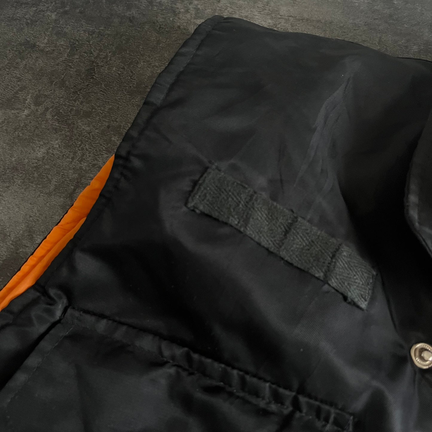 SCOTT & FOX ブラック/オレンジ 縫込みベスト