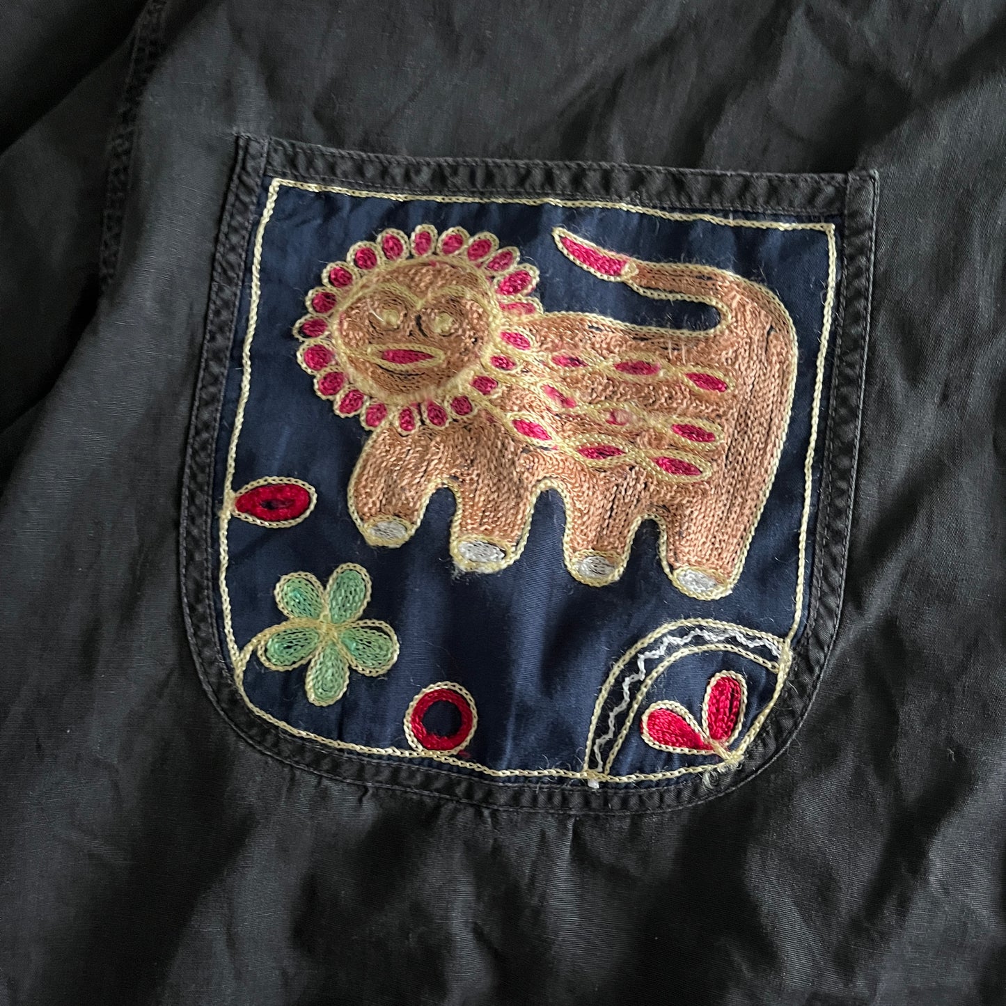 LE GARACE フランス製 飾り刺繍 アニマル柄 長袖シャツ