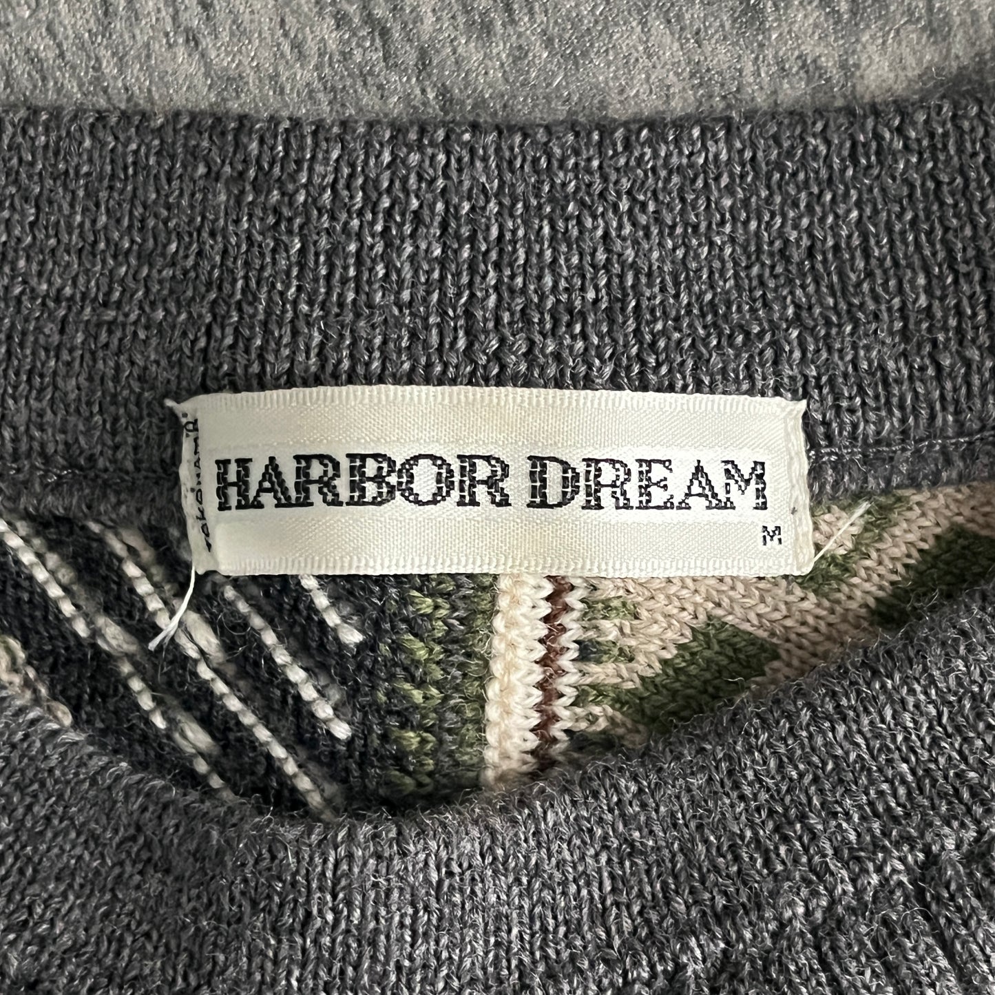 HARBOR DREAM グリーンxブラウン 総柄3Dニットセーター