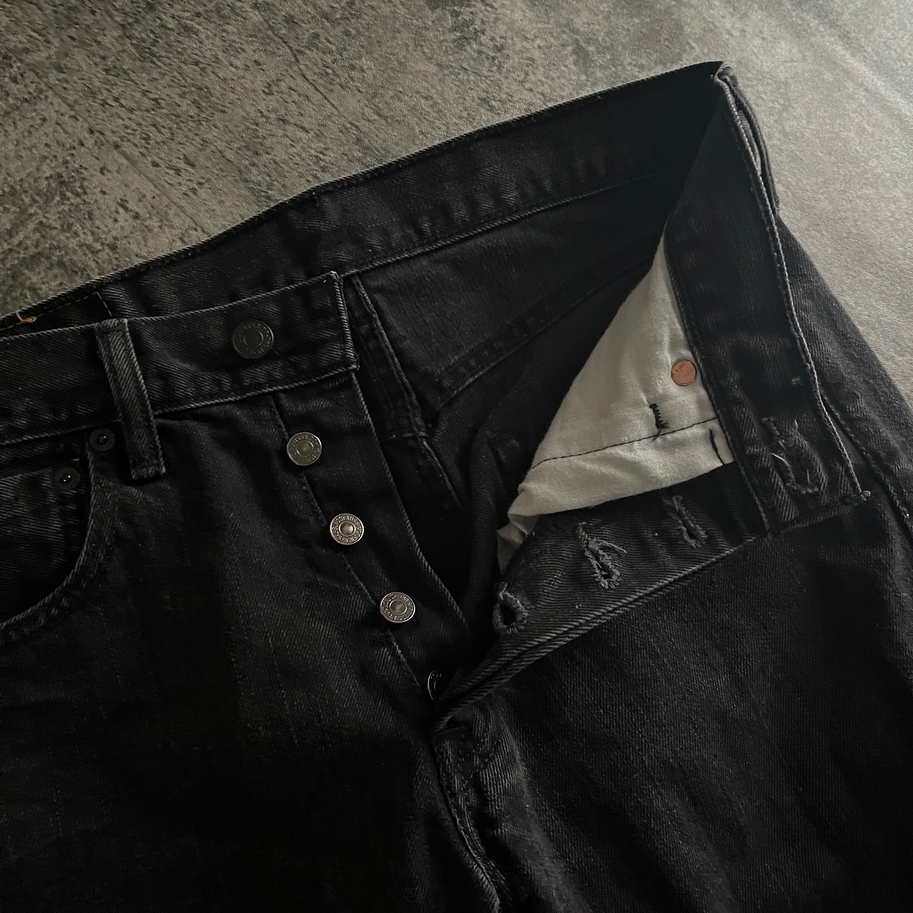 Levi's501 10s W31 L30 ブラックデニムパンツ – 奇縁